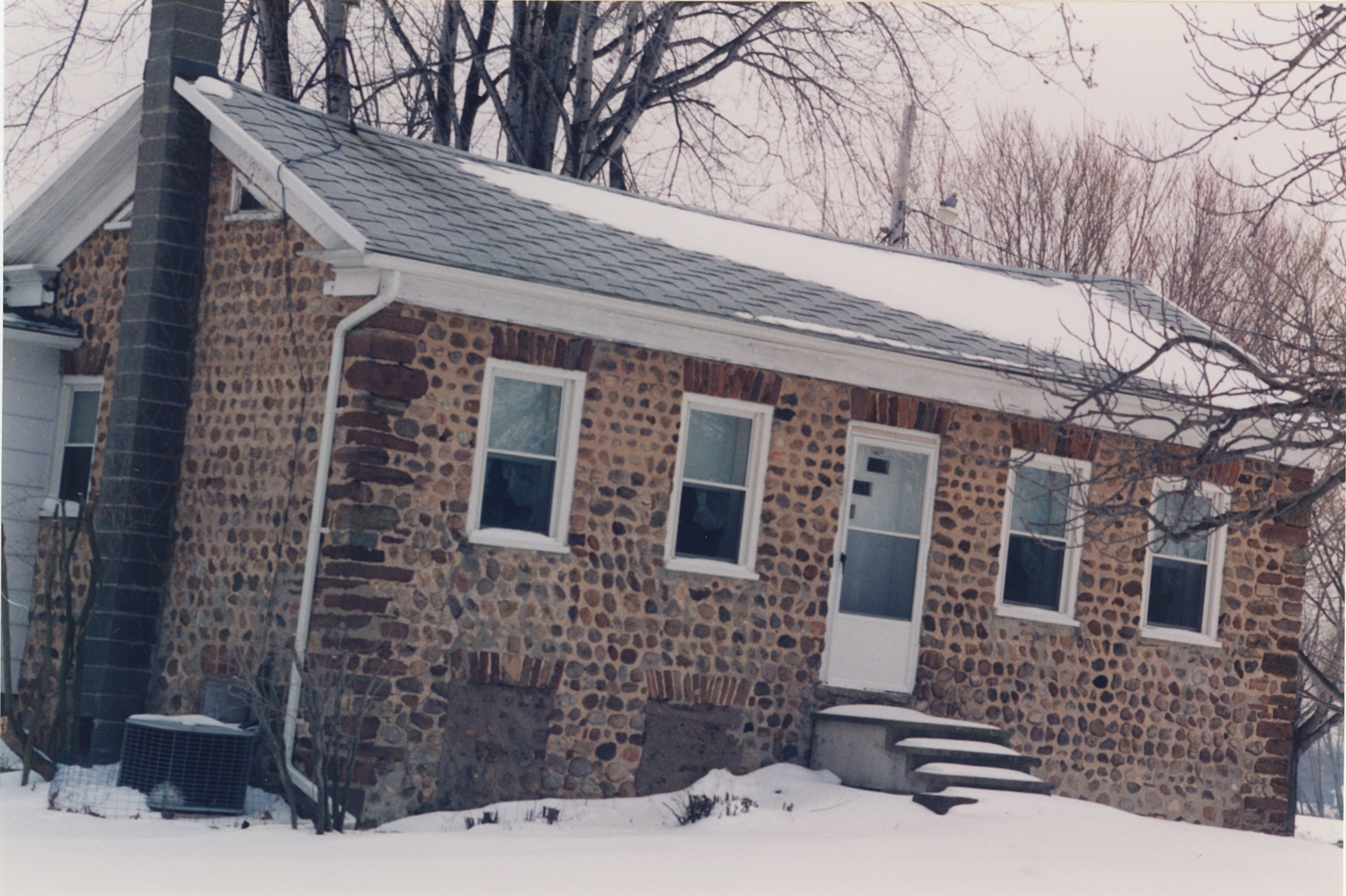 Ken-8 1889 Kendall Rd 2